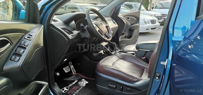 Hyundai ix35-15