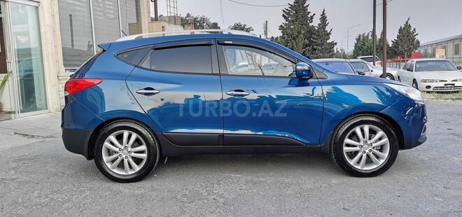 Hyundai ix35-13
