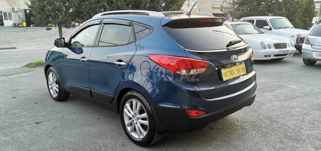 Hyundai ix35-7