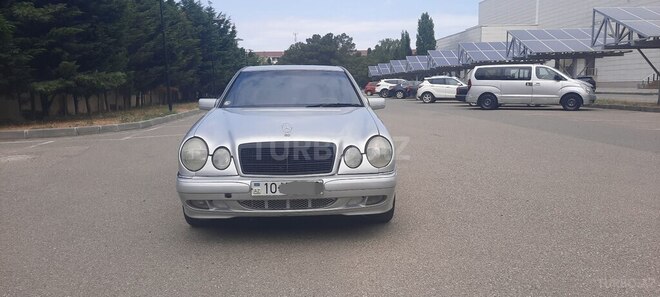 Mercedes E 230 1996, 290,000 km - 2.3 l - Sumqayıt