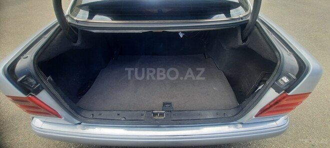 Mercedes E 230 1996, 290,000 km - 2.3 l - Sumqayıt