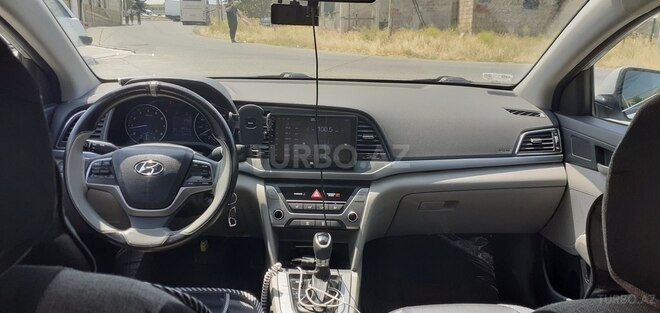 Hyundai Elantra 2017, 157,000 km - 2.0 l - Bakı