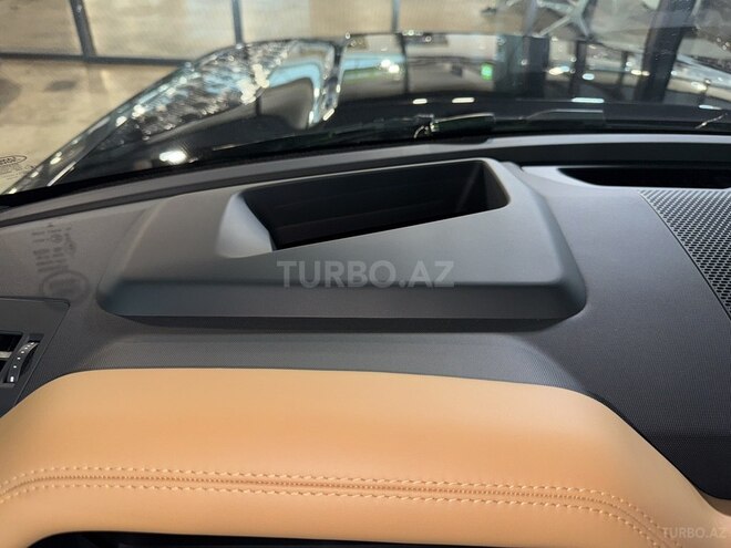 Land Rover Defender 2024, 14,500 km - 2.0 l - Bakı