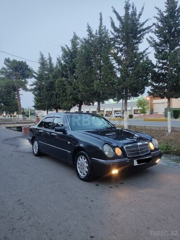 Mercedes E 200 1998, 343,544 km - 2.0 l - Bakı