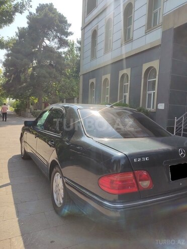 Mercedes E 200 1998, 343,544 km - 2.0 l - Bakı