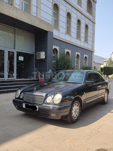 Mercedes E 200 1998, 343,544 km - 2.0 l - Bakı