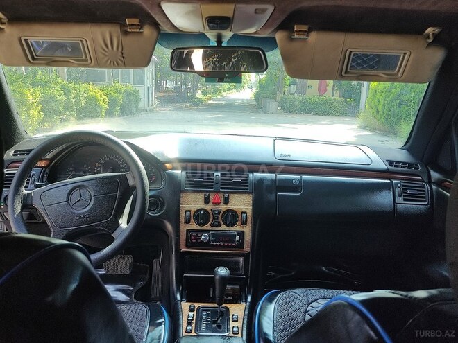 Mercedes E 200 1998, 343,544 km - 2.0 l - Bakı