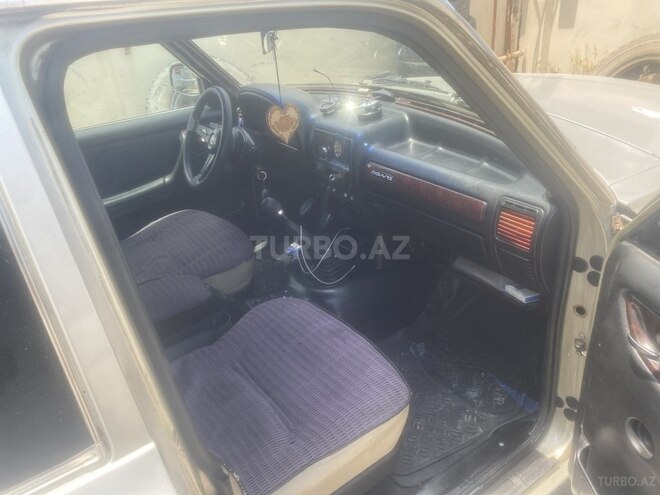 GAZ 31105 2004, 279,000 km - 2.4 l - Bakı