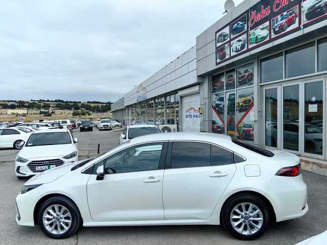 Toyota Corolla 2020, 74,000 km - 1.6 l - Bakı