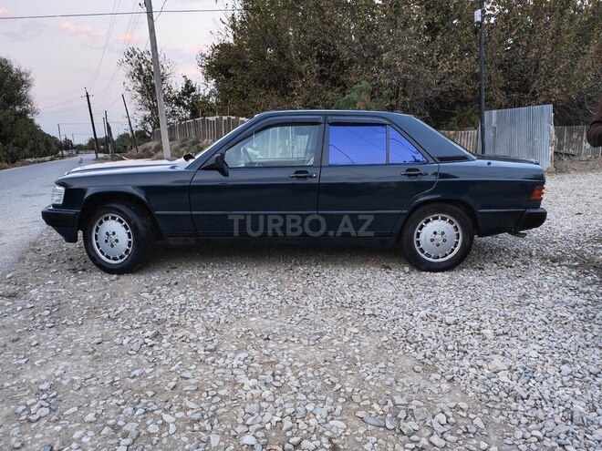 Mercedes 190 1987, 241,400 km - 2.3 l - Bakı