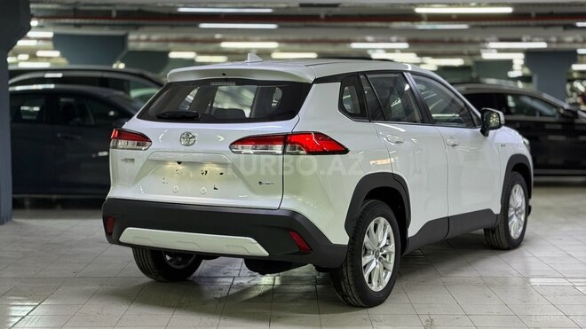 Toyota Corolla Cross-4