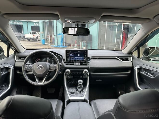 Toyota RAV4 2022, 28,000 km - 2.5 l - Bakı