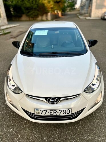 Hyundai Elantra 2014, 129,117 km - 1.8 l - İsmayıllı