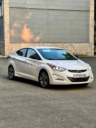Hyundai Elantra 2014, 129,117 km - 1.8 l - İsmayıllı