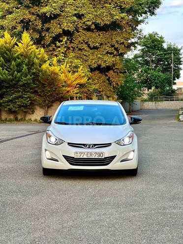 Hyundai Elantra 2014, 129,117 km - 1.8 l - İsmayıllı