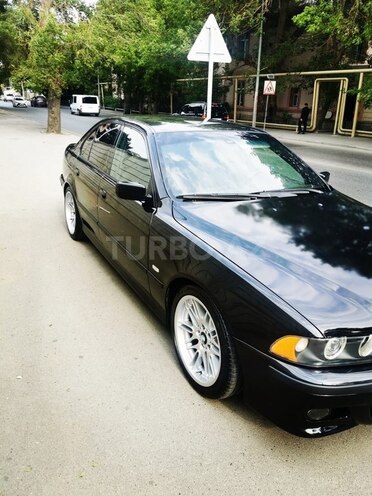 BMW 525 2001, 283,000 km - 2.5 l - Bakı