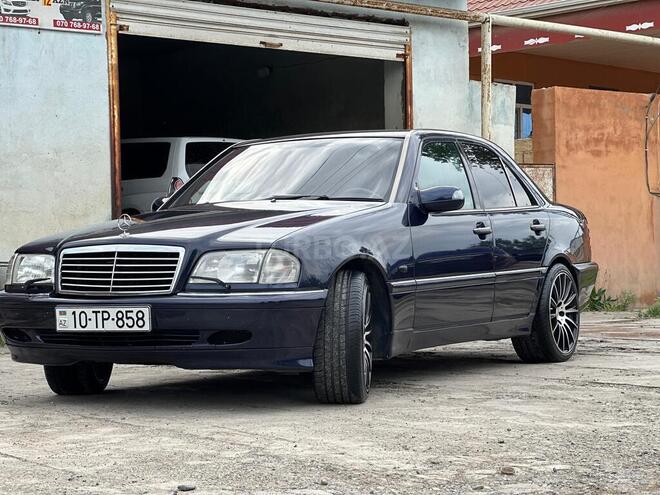 Mercedes C 240 1998, 365,000 km - 2.4 l - Beyləqan