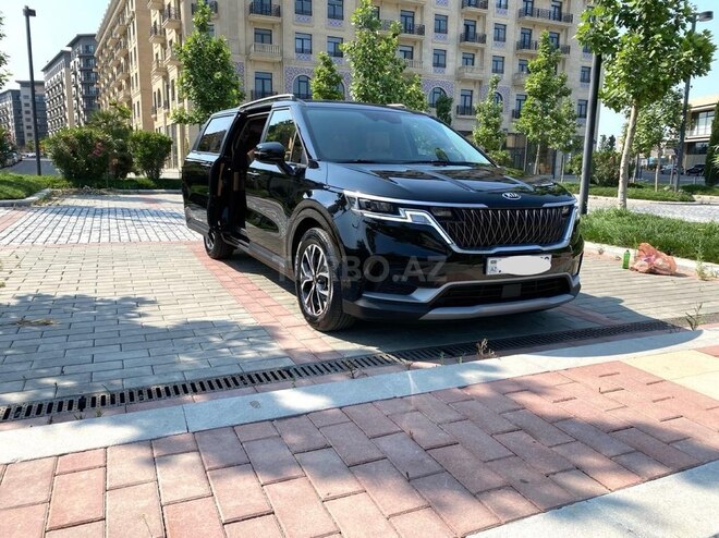 Kia Carnival-2
