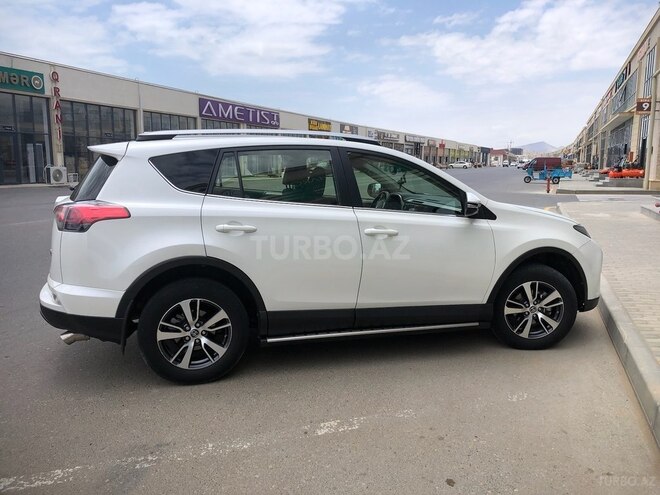 Toyota RAV4 2018, 146,000 km - 2.0 l - Bakı
