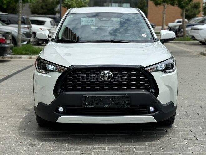 Toyota Corolla Cross 2025, 0 km - 2.0 л - Bakı