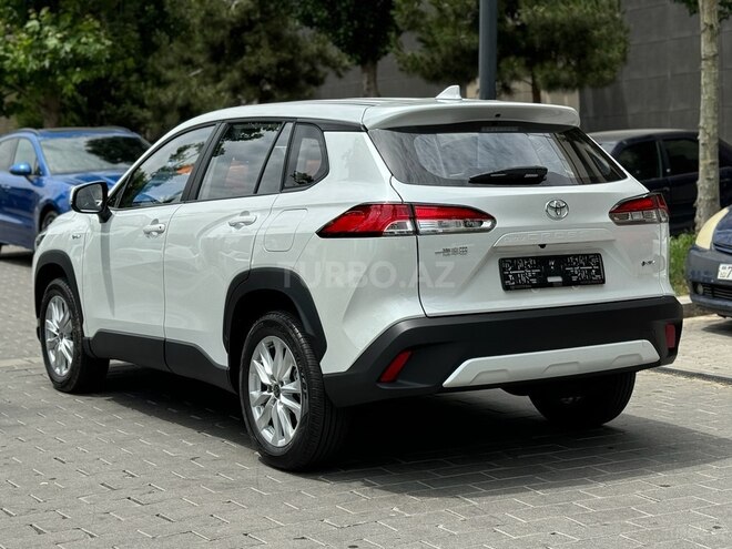 Toyota Corolla Cross 2025, 0 km - 2.0 л - Bakı