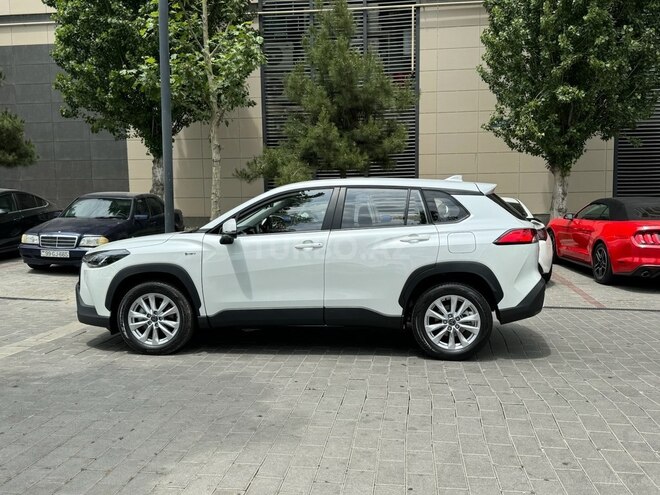 Toyota Corolla Cross 2025, 0 km - 2.0 л - Bakı