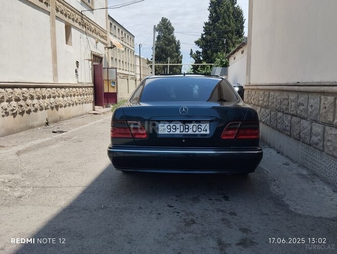 Mercedes E 270 2001, 310,012 km - 2.7 l - Bərdə