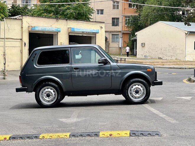 LADA (VAZ) Niva-3