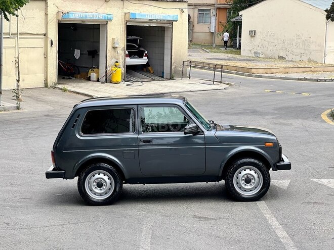 LADA (VAZ) Niva-4