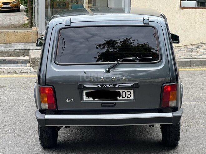 LADA (VAZ) Niva-12