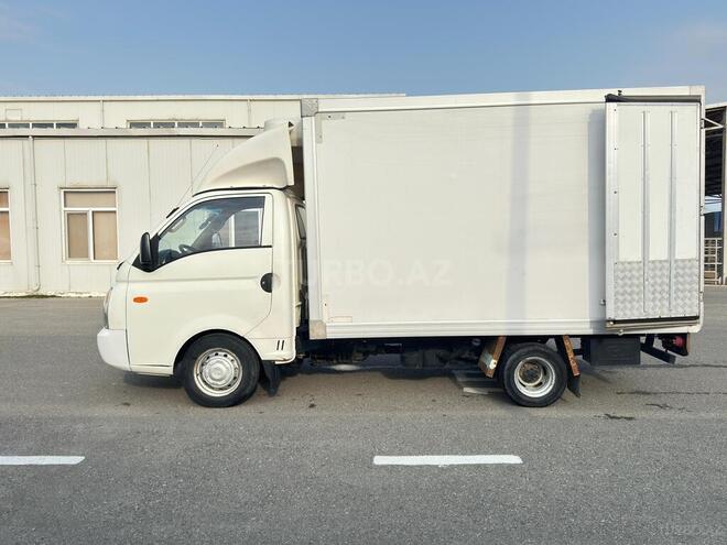 Hyundai H 100 2011, 295,257 km - 2.6 l - Bakı