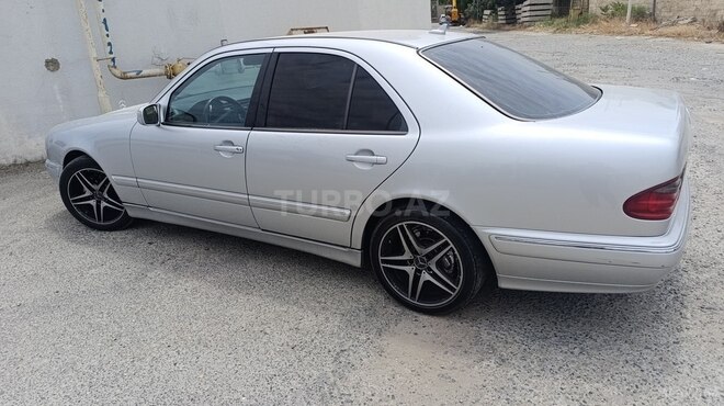 Mercedes E 220 d 1999, 430,000 km - 2.2 l - Bakı