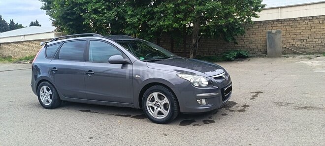 Hyundai i30 2009, 233,710 km - 1.4 л - Göygöl