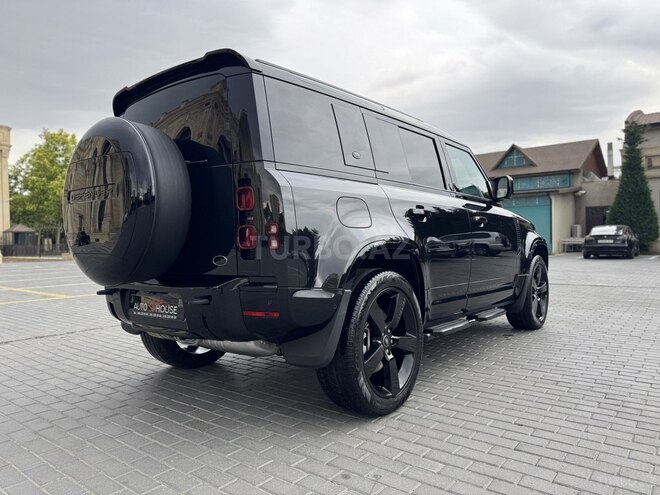 Land Rover Defender-9