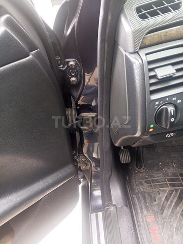 Mercedes E 220 1996, 350,000 km - 2.2 l - Şirvan