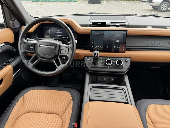 Land Rover Defender-17