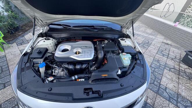 Kia K5-17