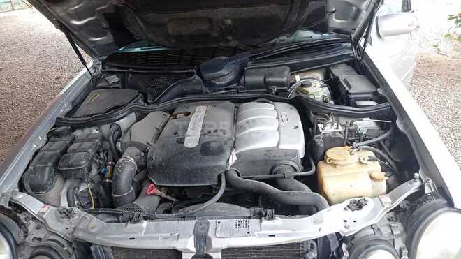 Mercedes E 220 d 2000, 431,000 km - 2.2 l - Tovuz