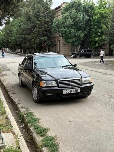 Mercedes C 230 1998, 271,320 km - 2.3 l - Salyan