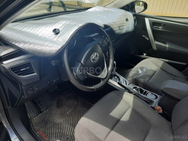 Toyota Corolla 2015, 215,400 km - 1.6 l - Bakı