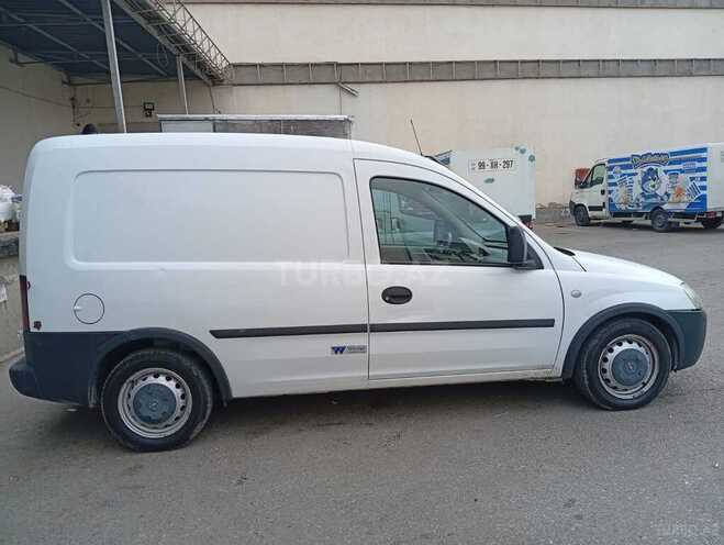 Opel Combo-4