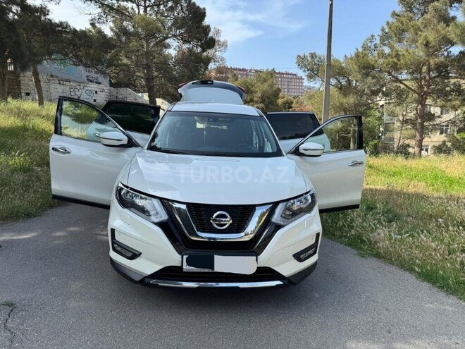 Nissan X-Trail 2017, 177,000 km - 2.0 l - Bakı