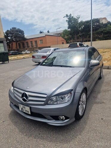 Mercedes C 300 2009, 200,000 km - 3.0 l - Bakı