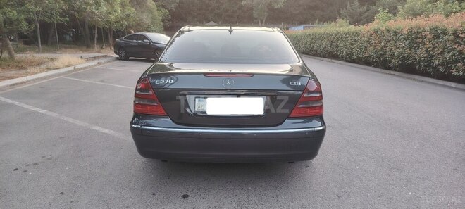 Mercedes E 270 2003, 535,000 km - 2.7 l - Bakı