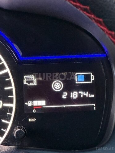 Nissan Note-5