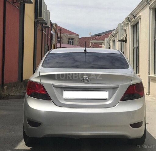 Hyundai Accent 2011, 325,000 km - 1.6 l - Bakı