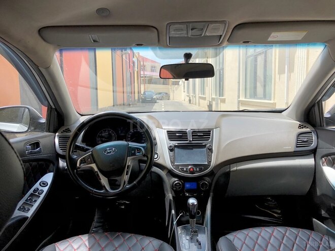 Hyundai Accent 2011, 325,000 km - 1.6 l - Bakı