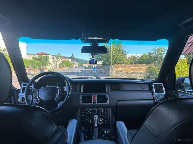 Land Rover Range Rover 2003, 337,000 km - 3.0 l - Qax