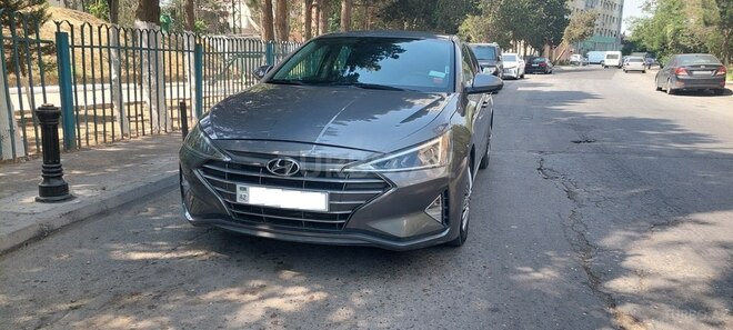 Hyundai Elantra 2018, 157,323 km - 2.0 l - Bakı