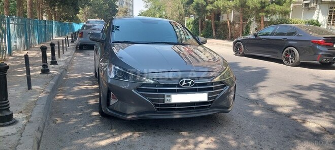 Hyundai Elantra 2018, 157,323 km - 2.0 l - Bakı